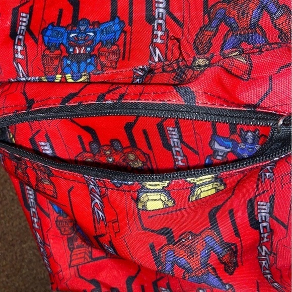 Avengers Transformers backpack has reflective straps, laptop pouch and room. - Picture 5 of 8